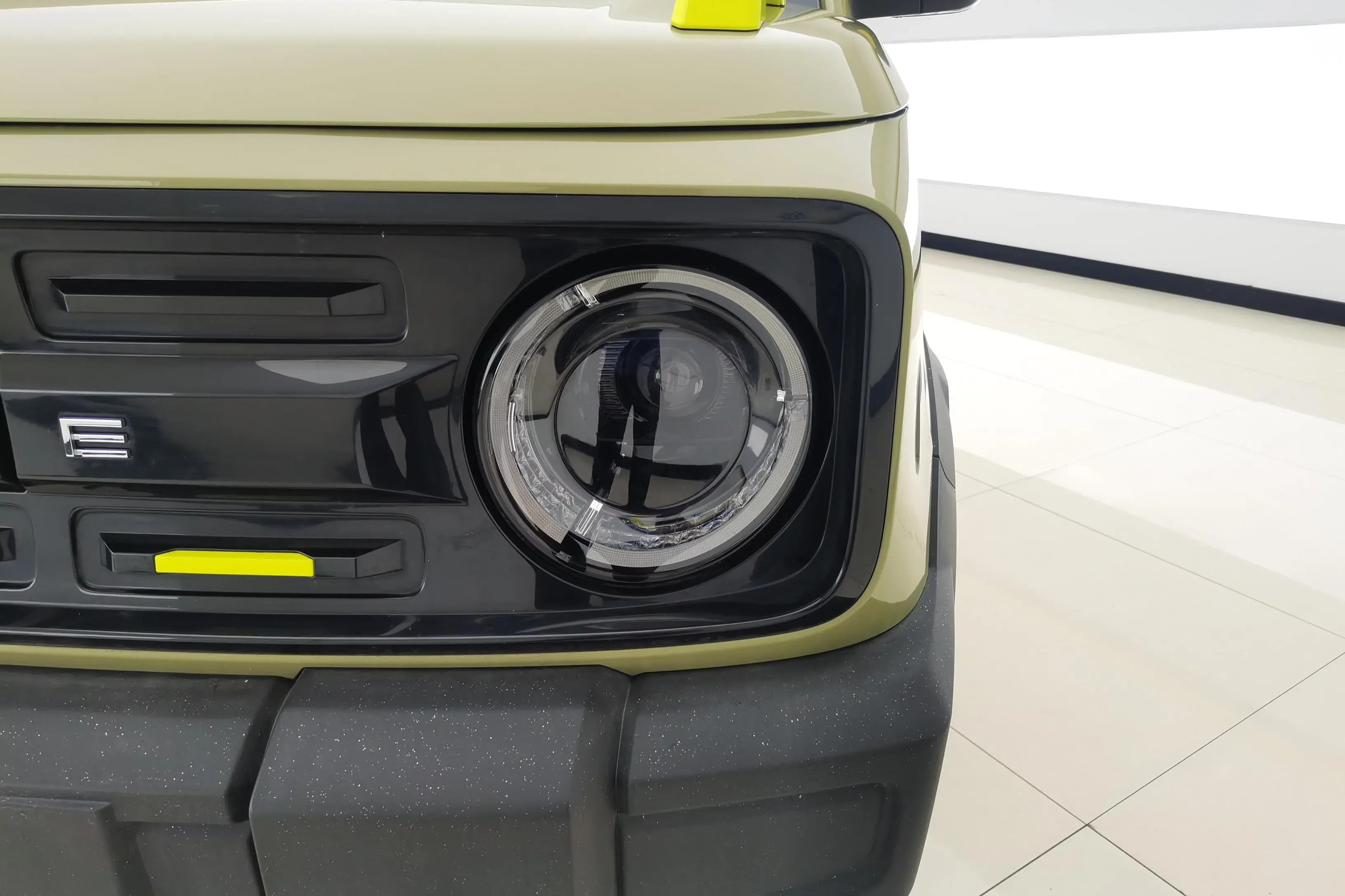 Geely panda