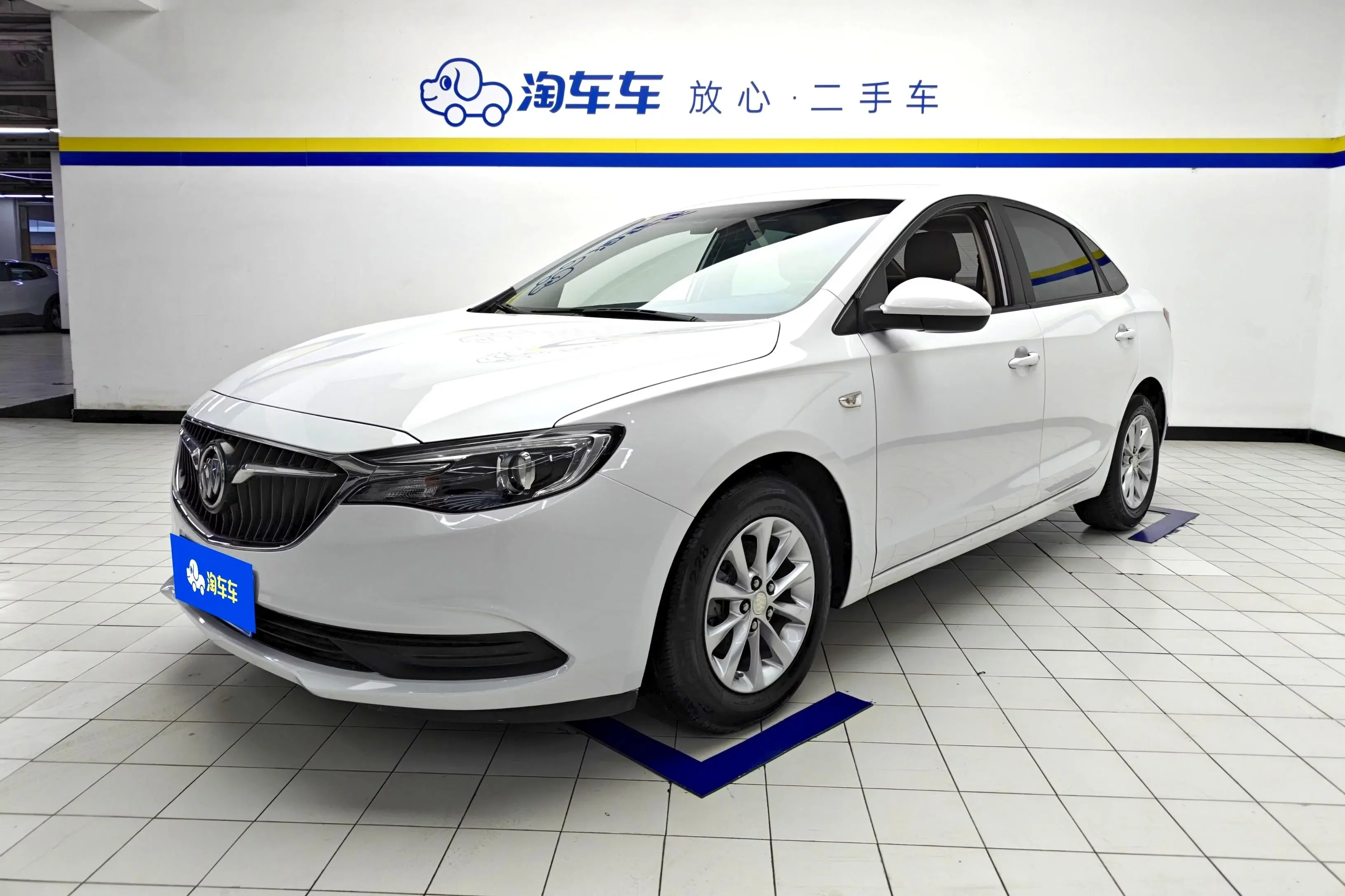 Buick Yinglang