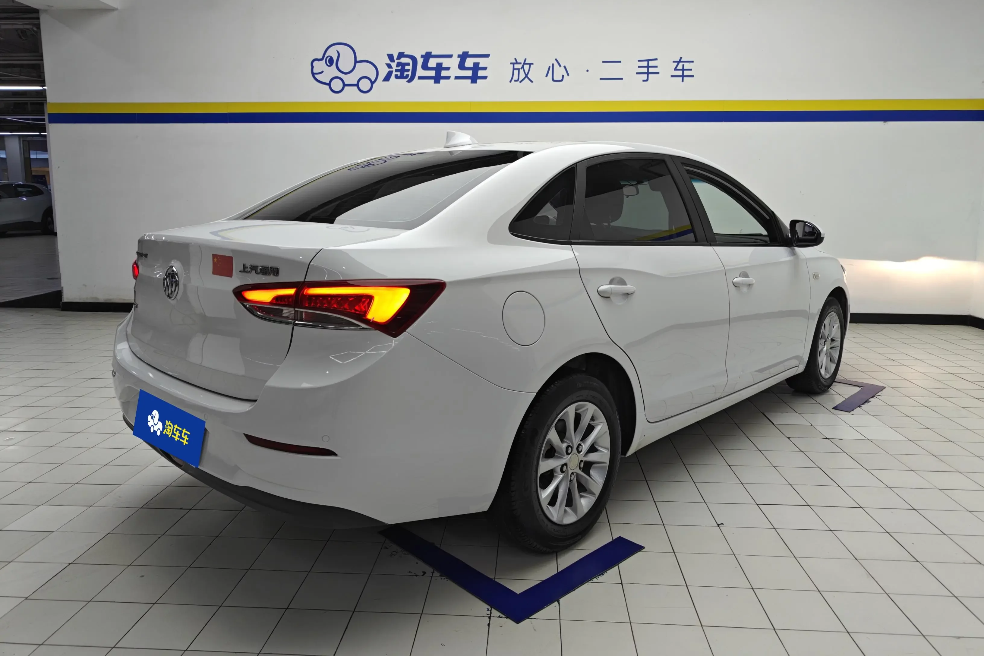 Buick Yinglang