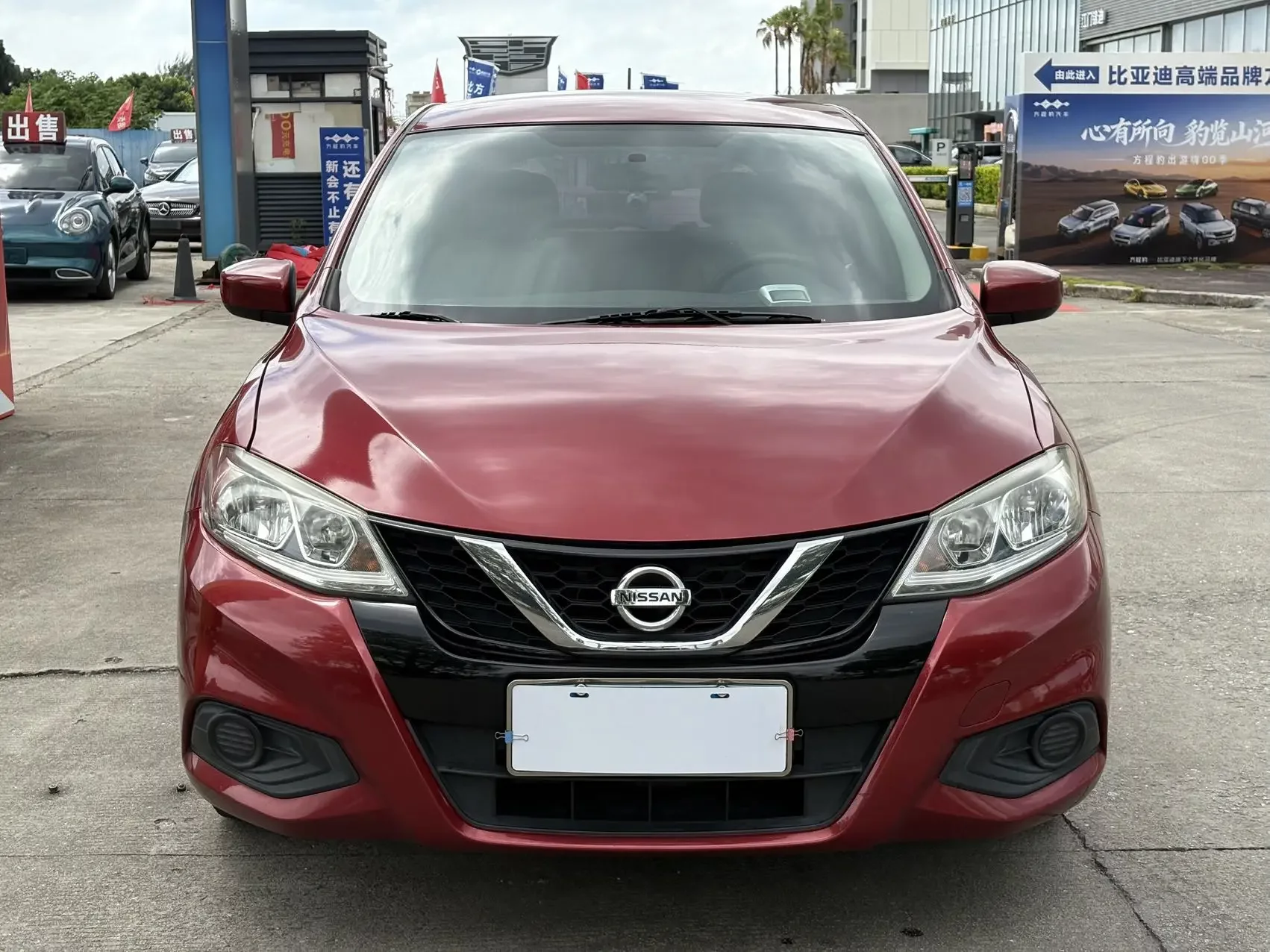 Nissan Tiida