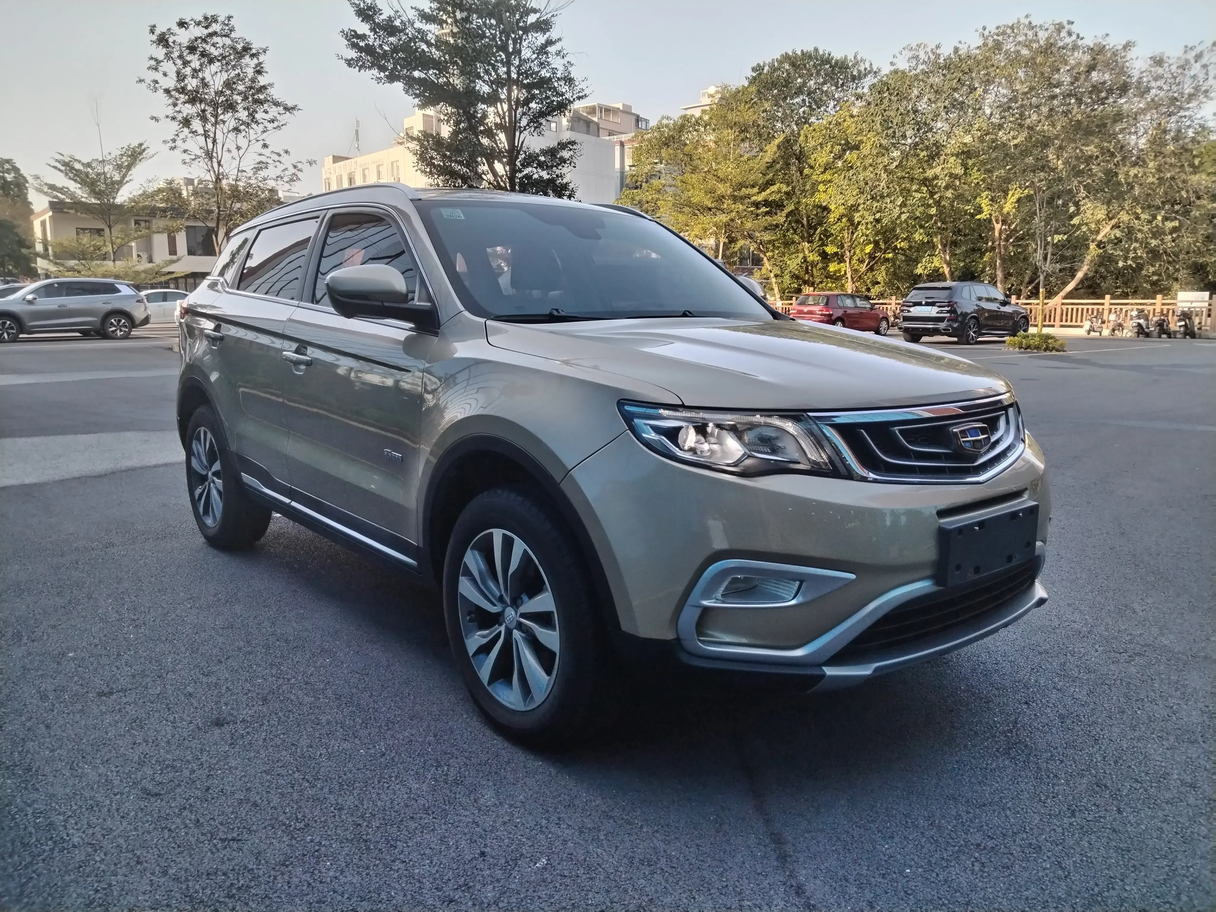 Geely Atlas