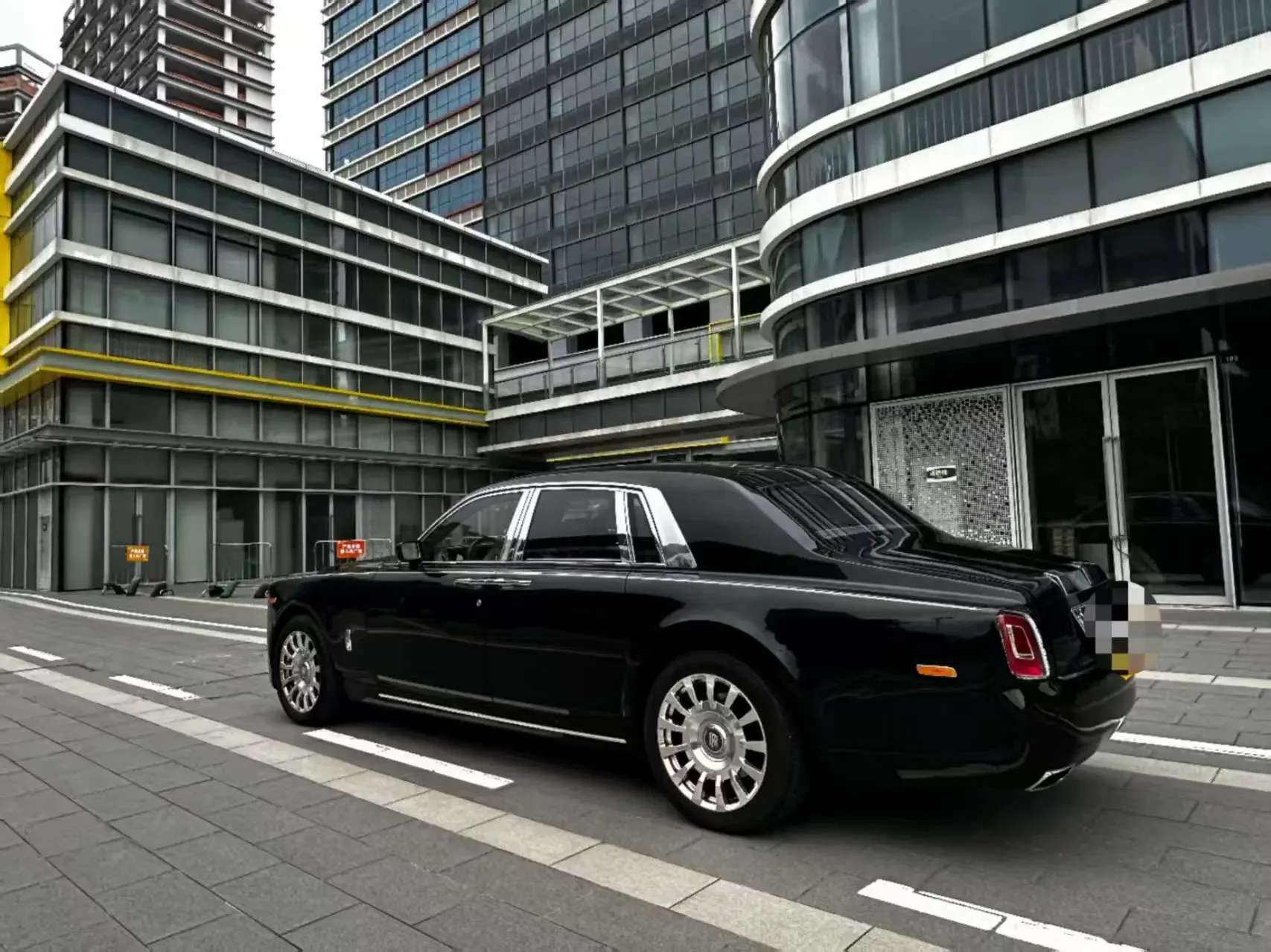 Rolls Royce Phantom