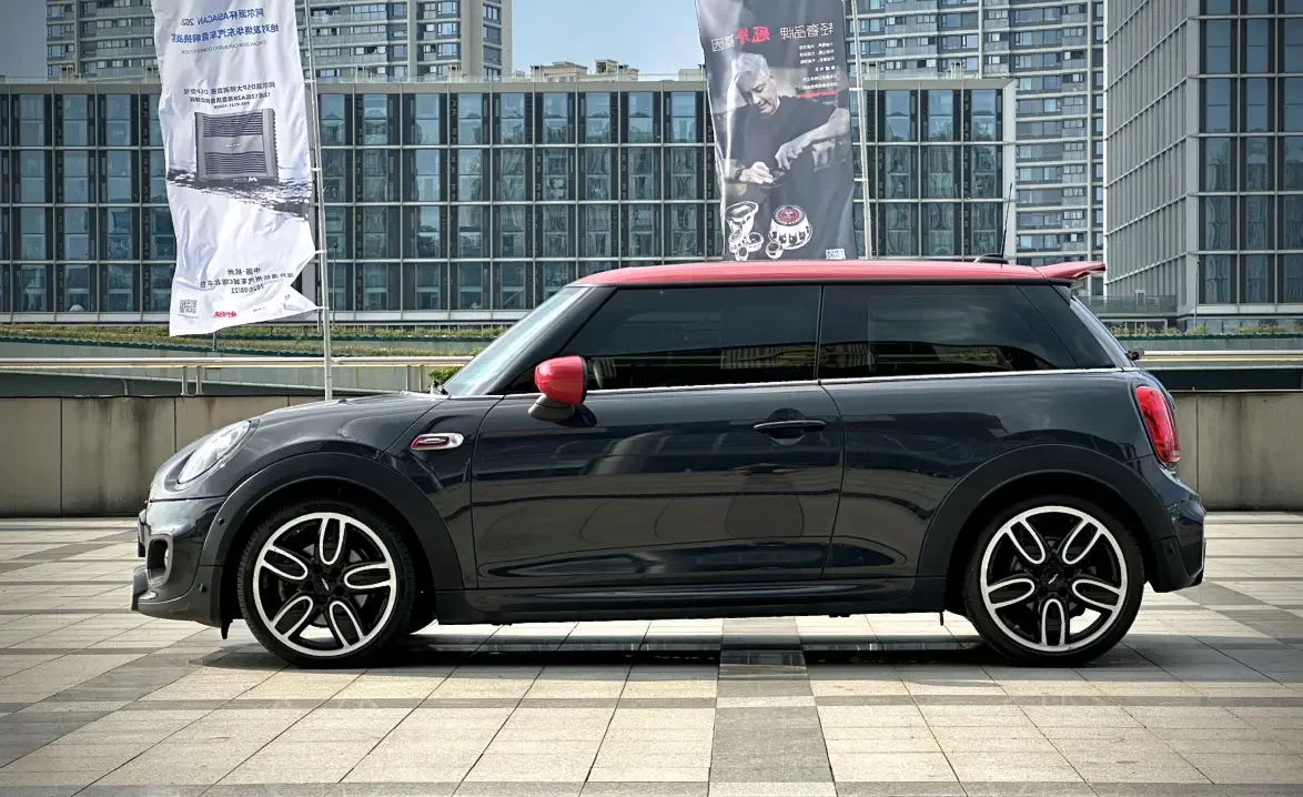 MINI MINI