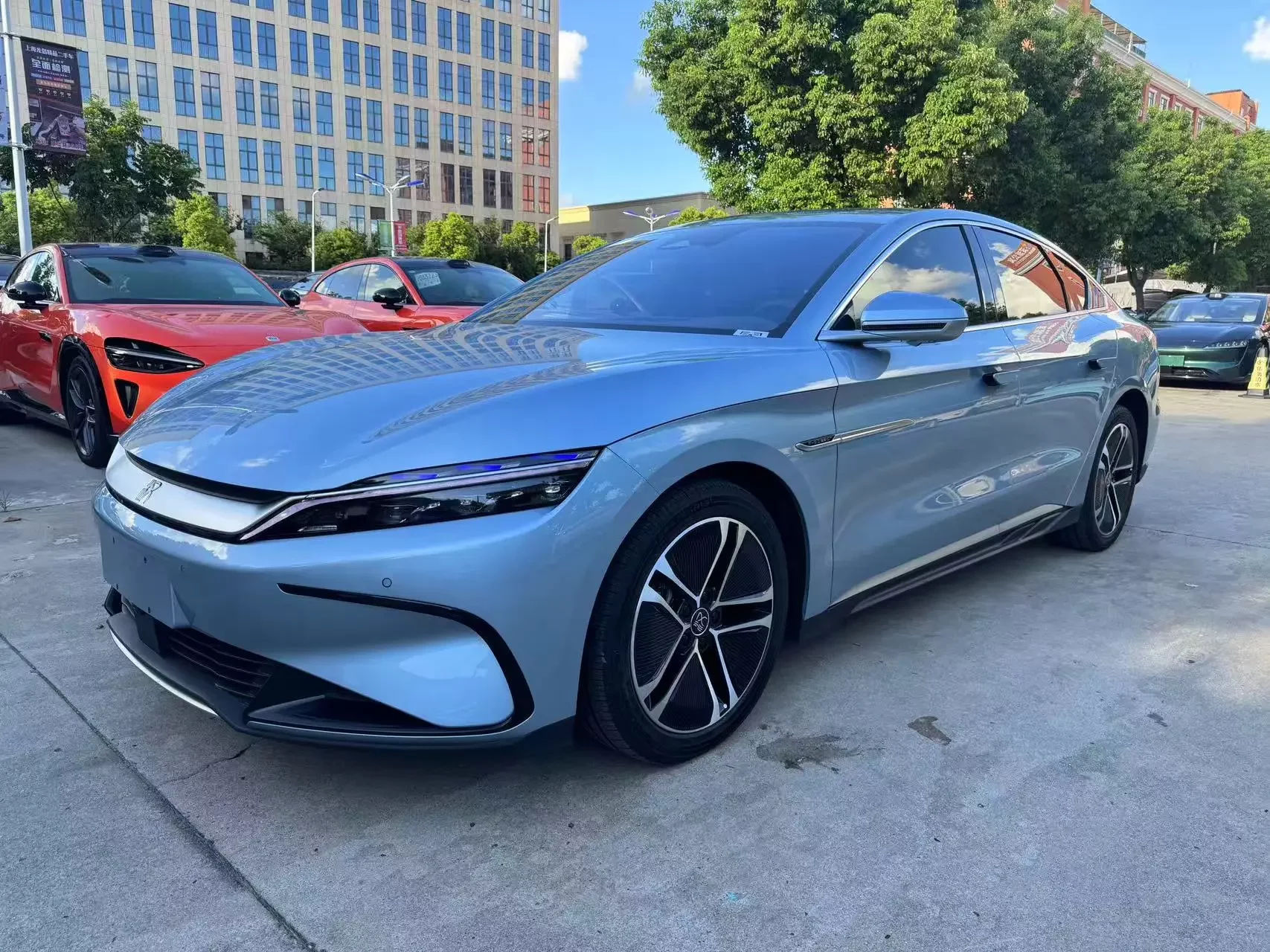 BYD Han EV