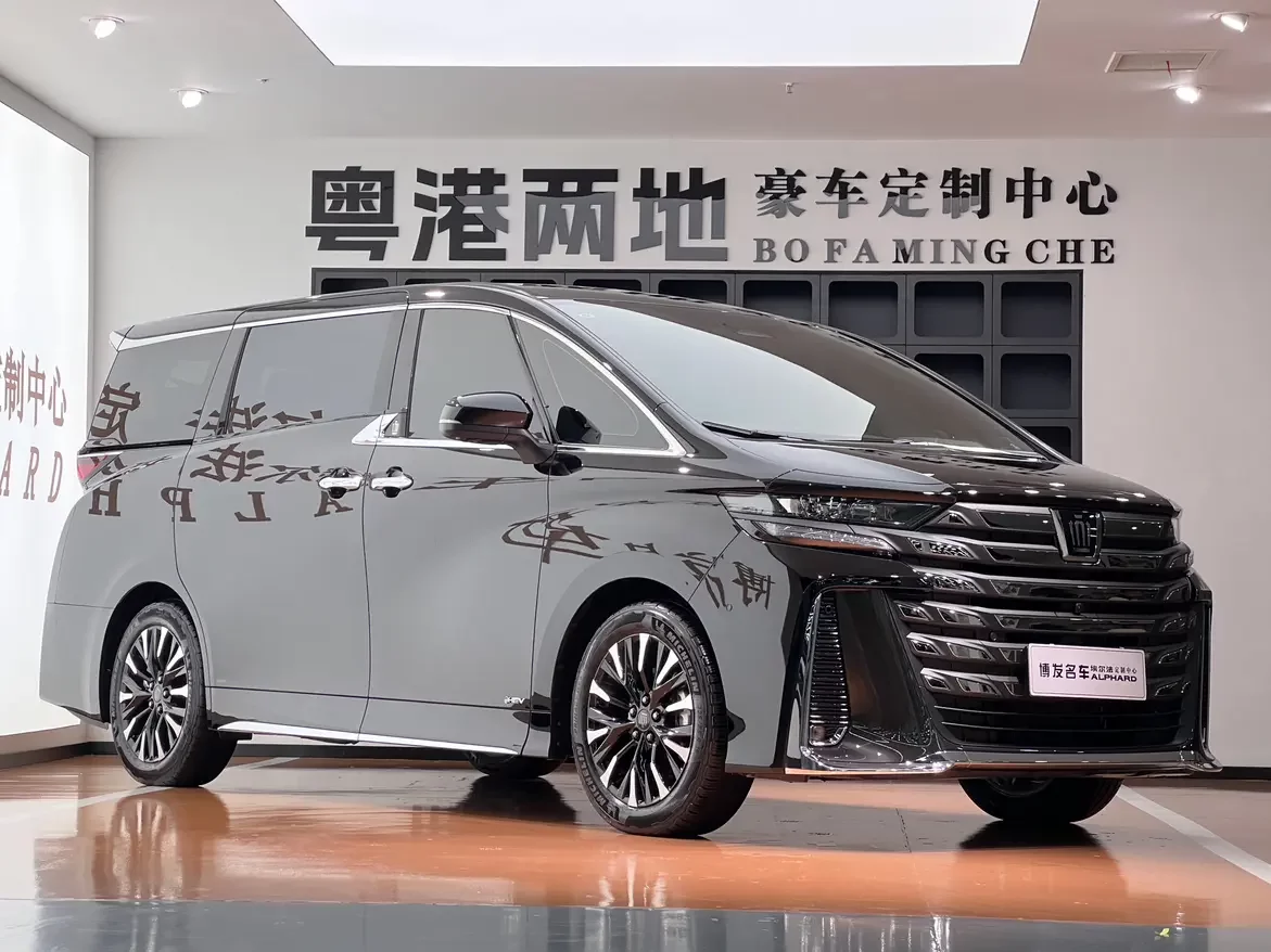 Toyota Crown Wellfire