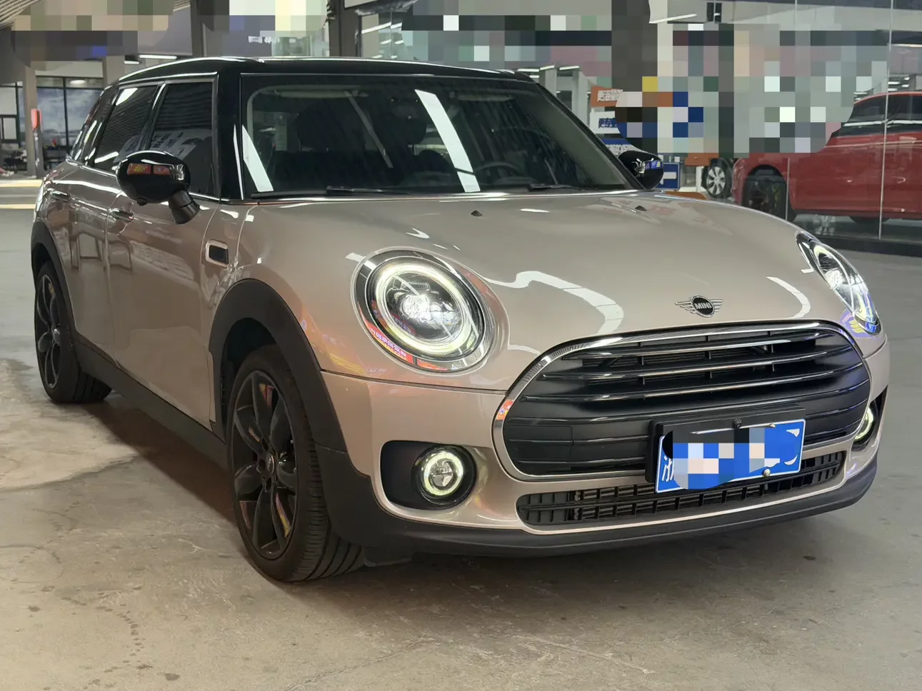 MINI CLUBMAN