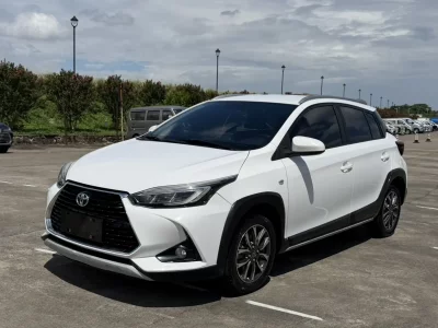 Toyota Yaris L