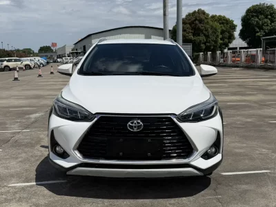 Toyota Yaris L