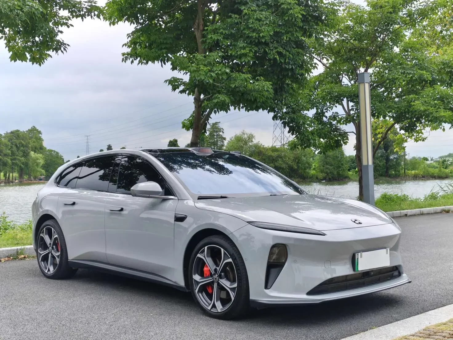 NIO ET5T