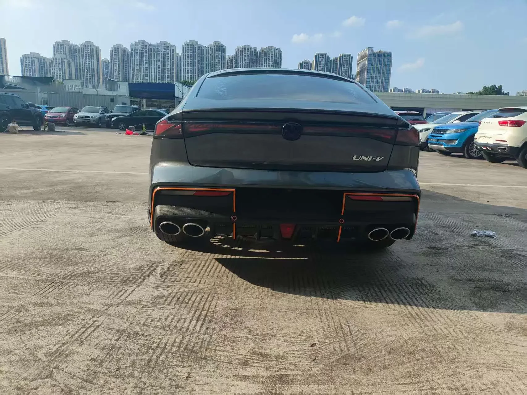 Changan UNI-V