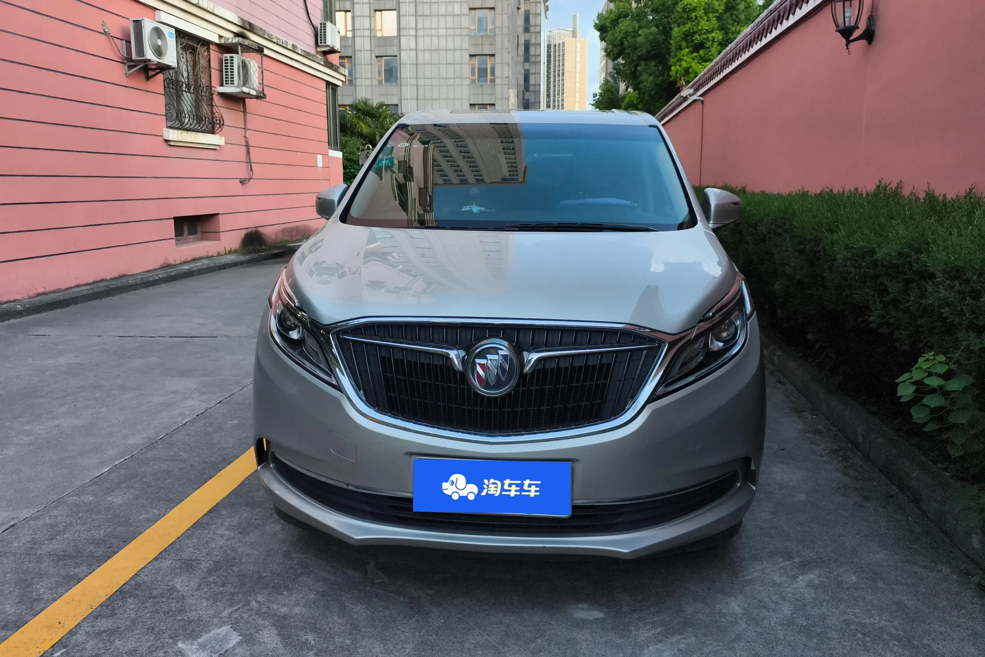 Buick GL8