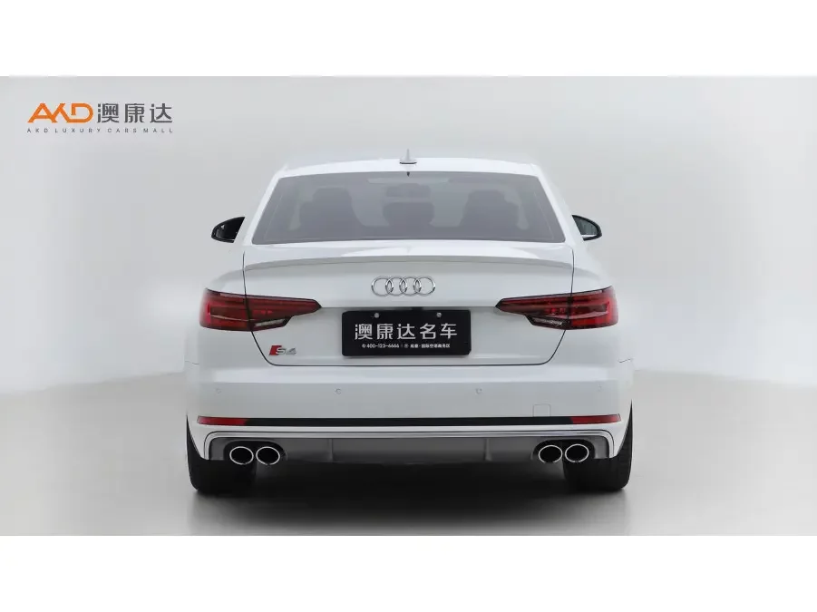 Audi S4
