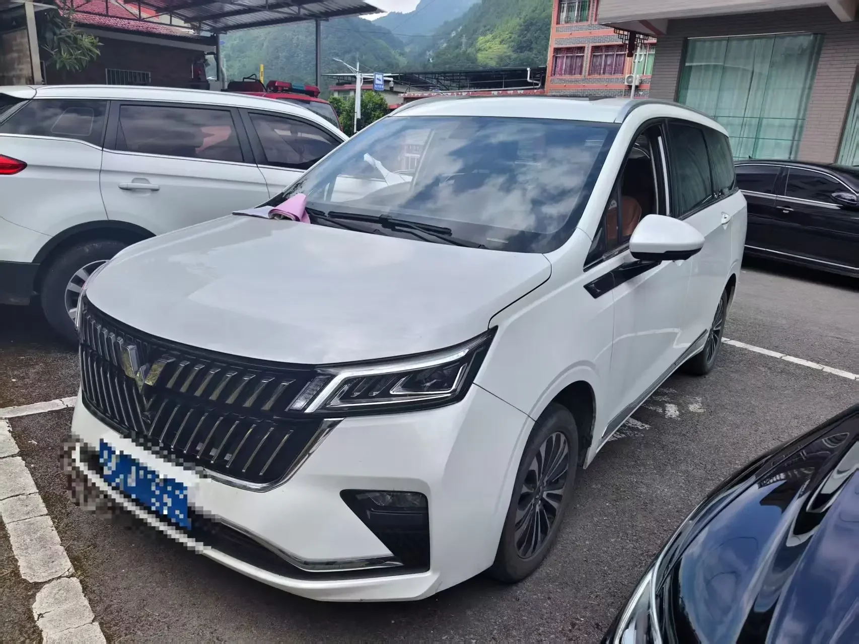 WULING JIACHEN