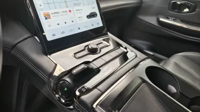 NIO ES8