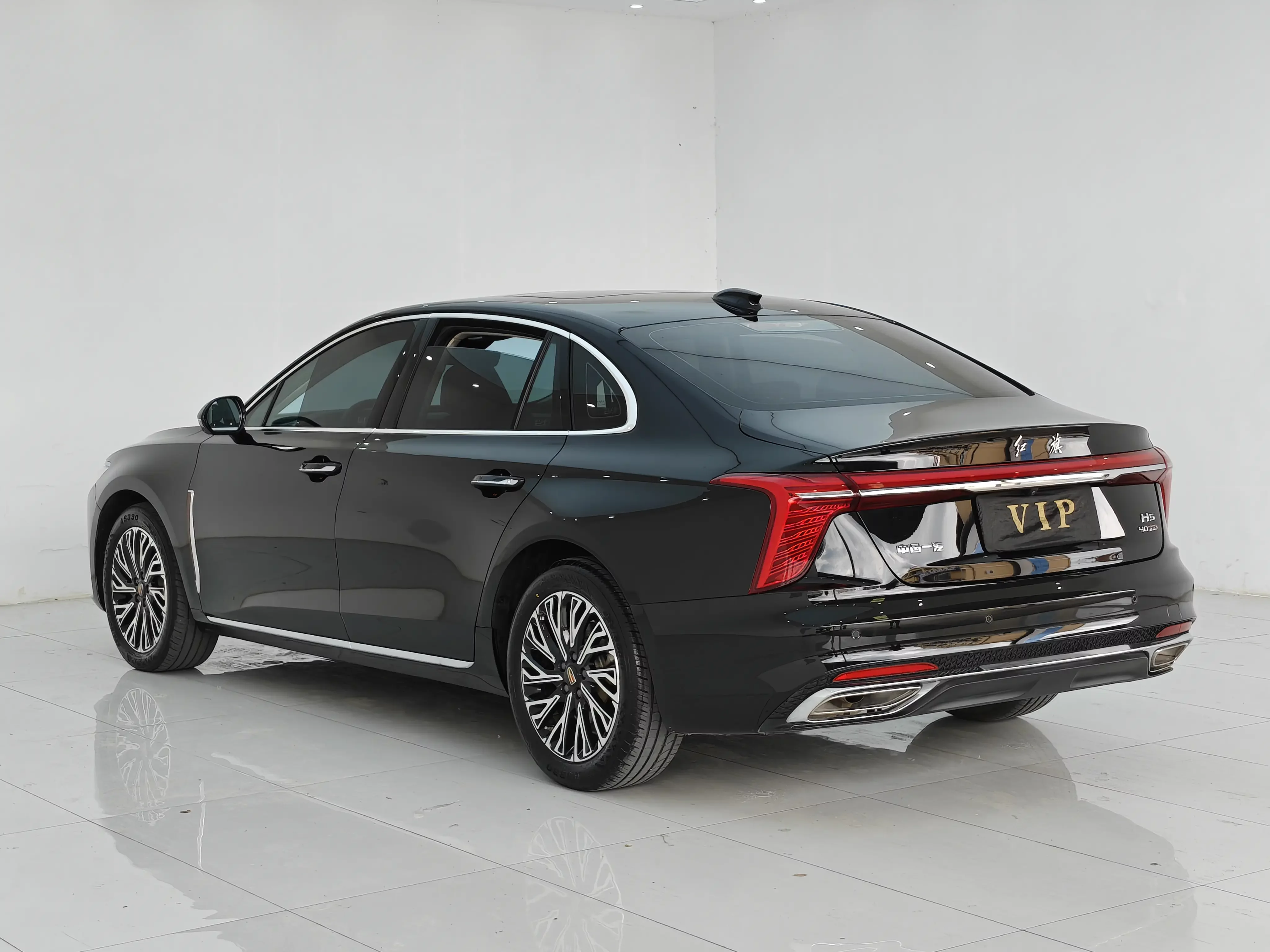 Hongqi H5