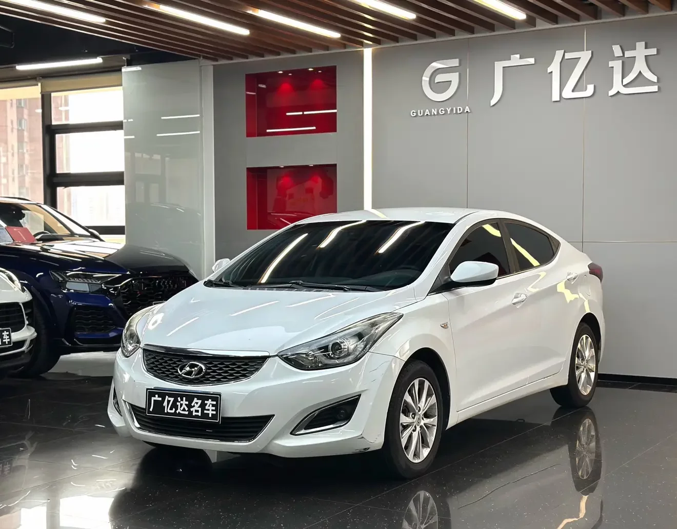 Hyundai Elantra
