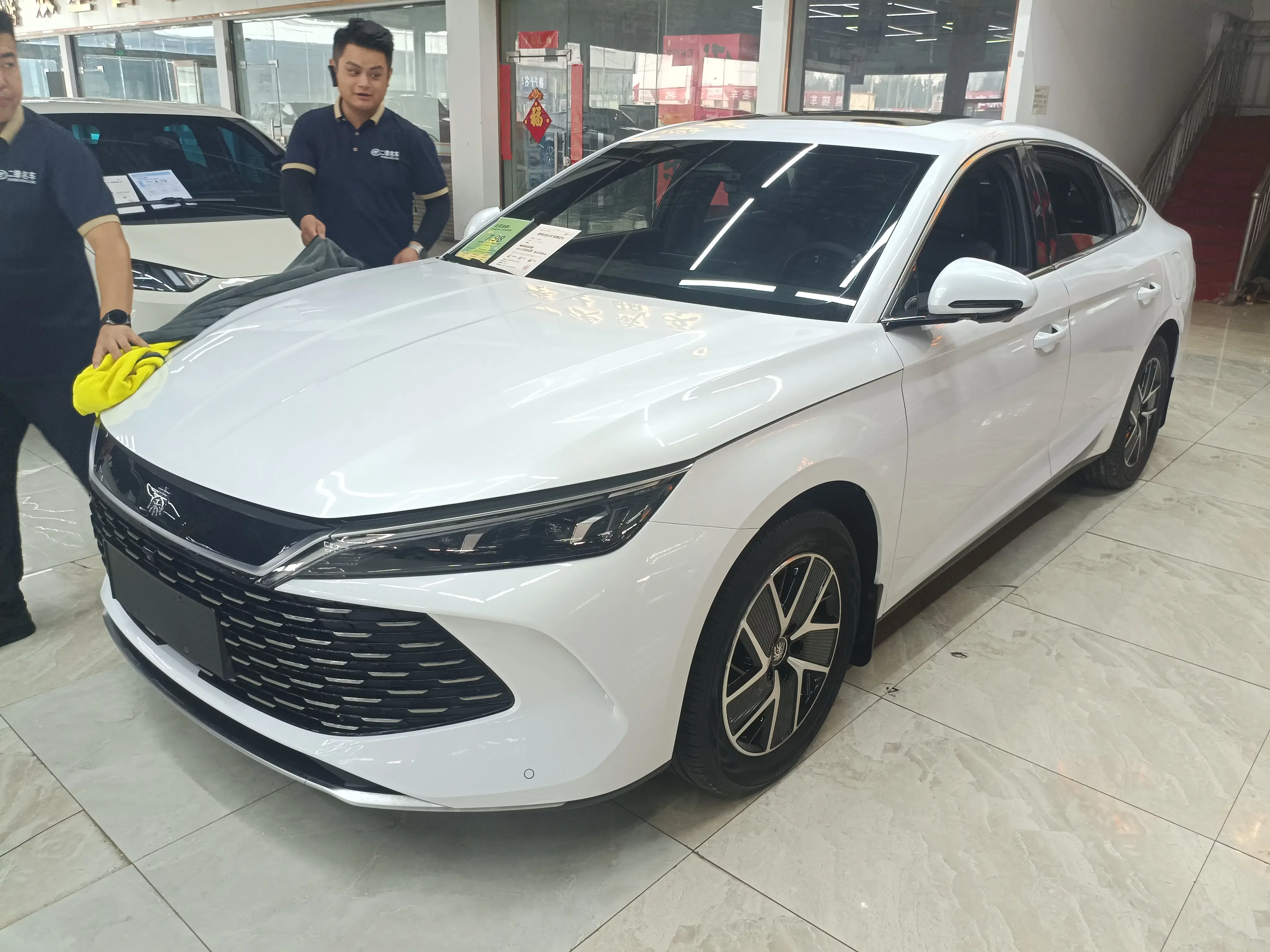 BYD Qin L DM