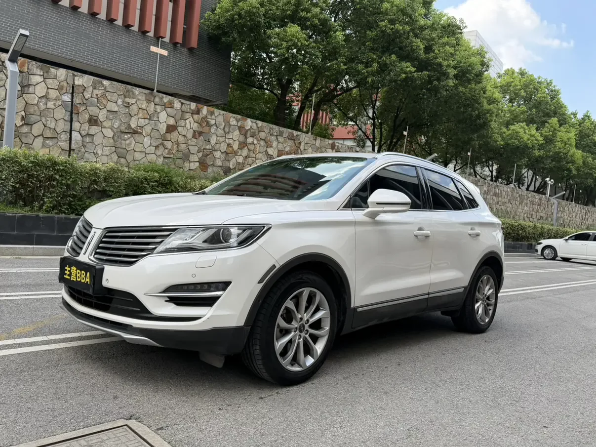 Lincoln MKC