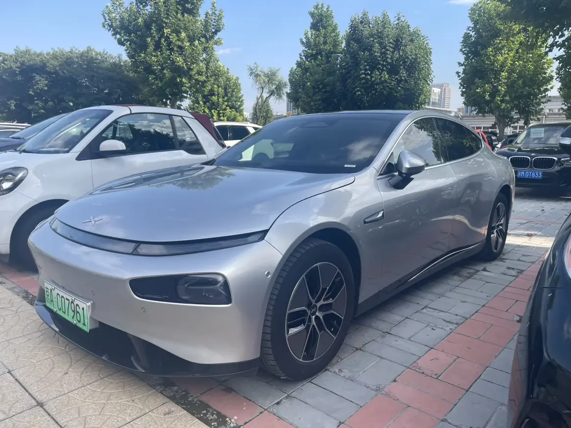 Xpeng P7