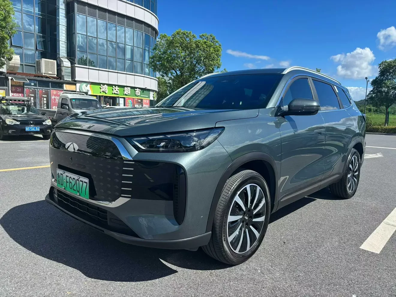 Chery Fengyun T8