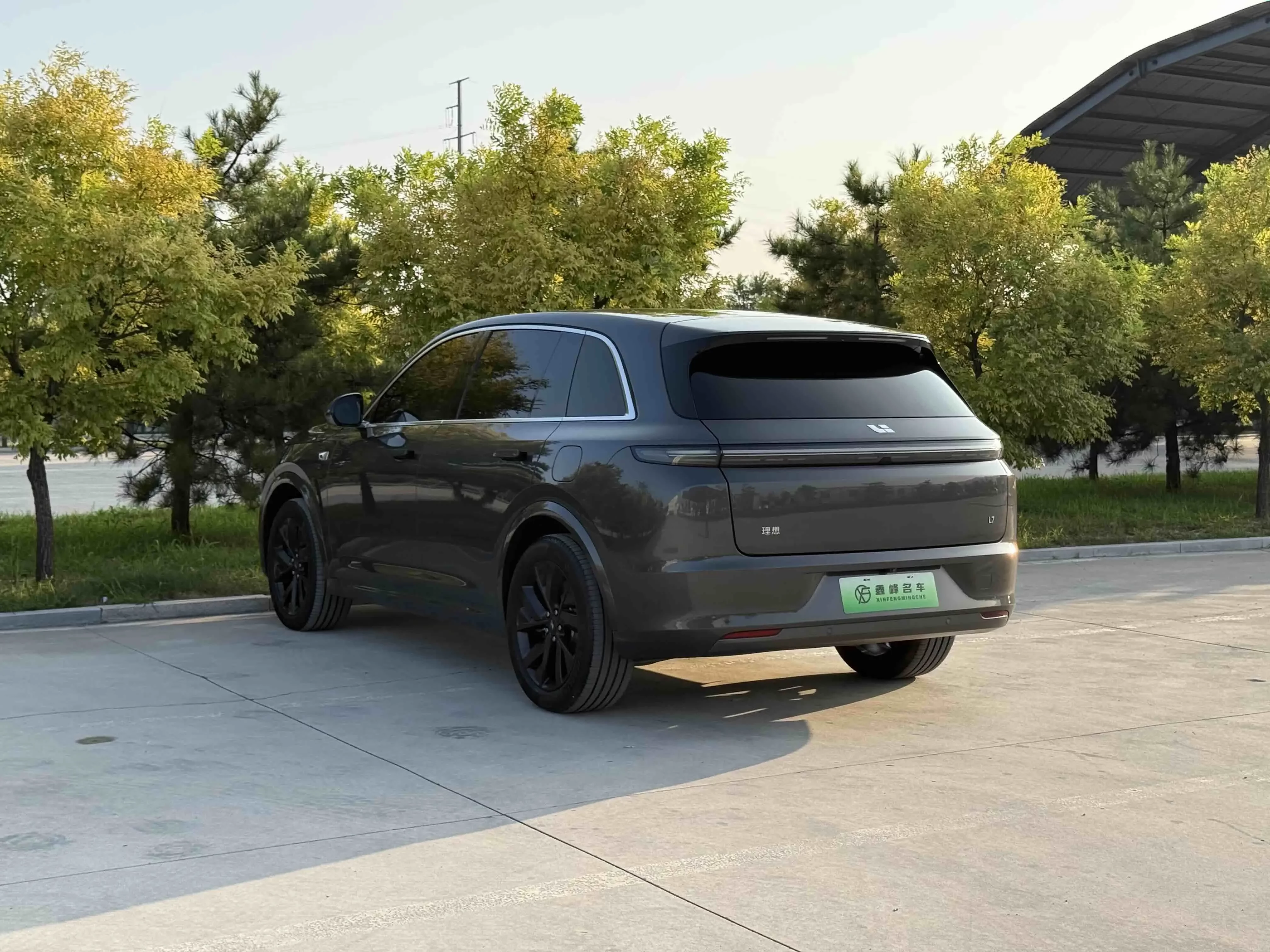 Lixiang L7