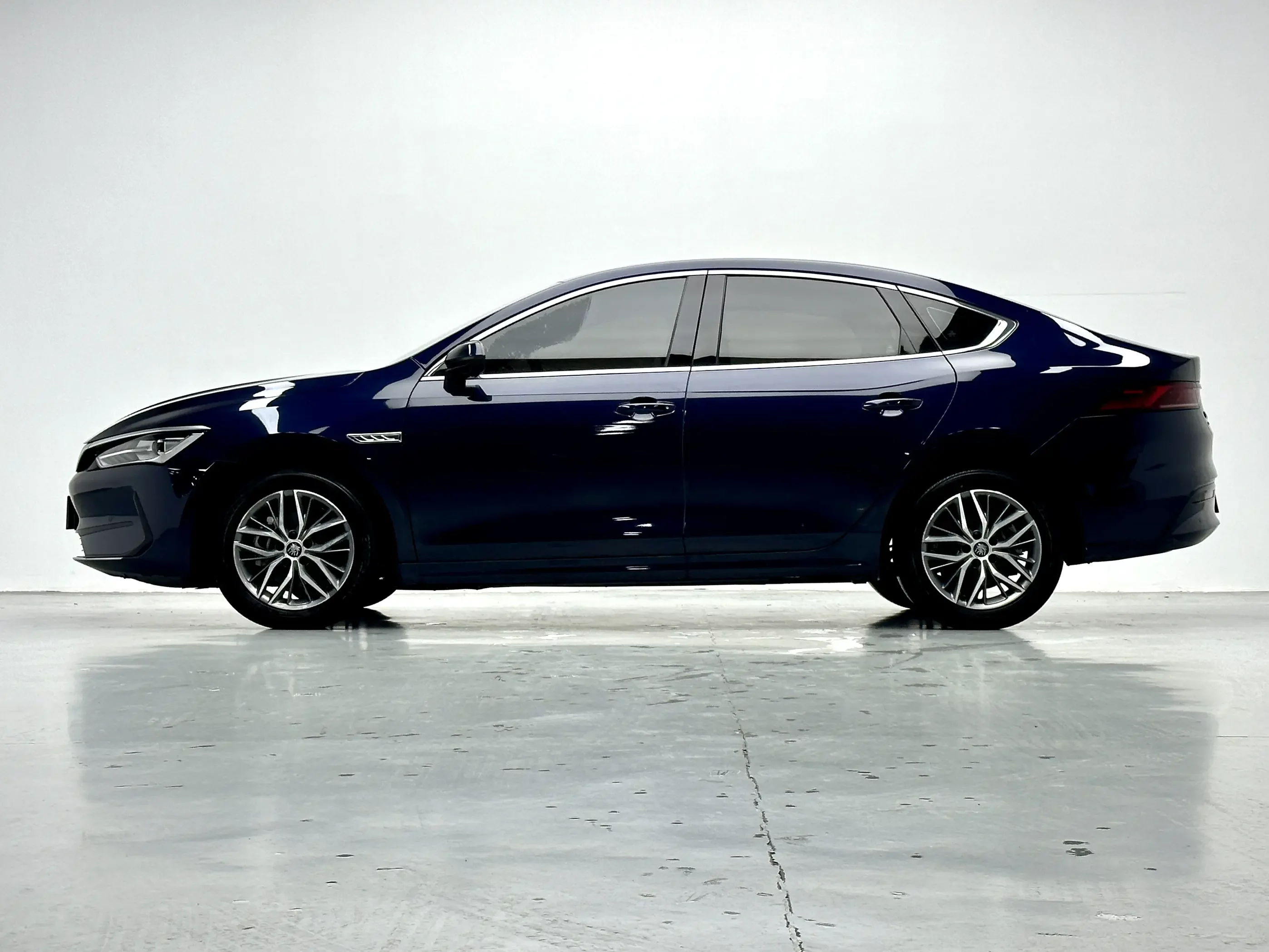 BYD Qin PLUS EV
