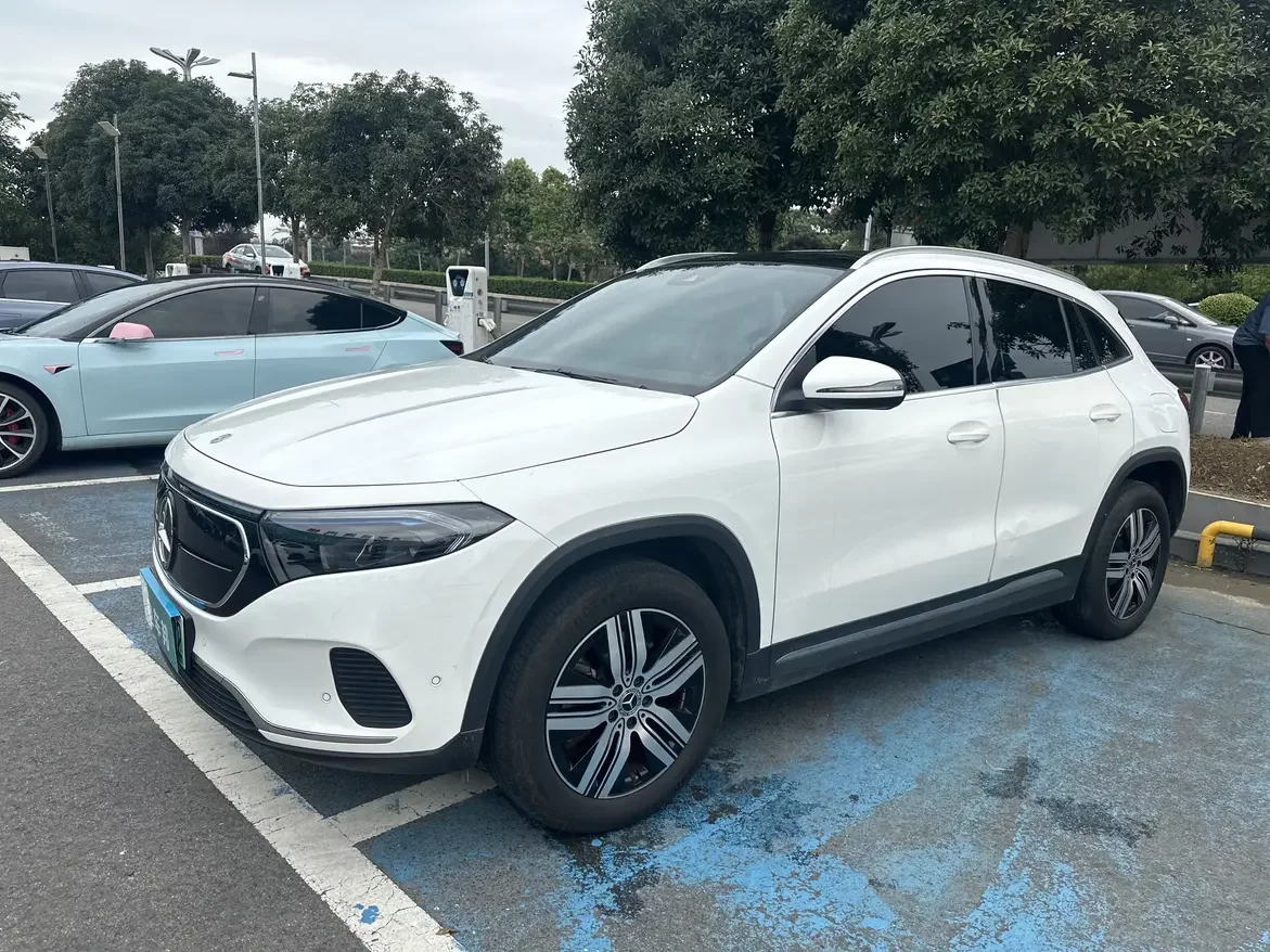 Mercedes-Benz EQA