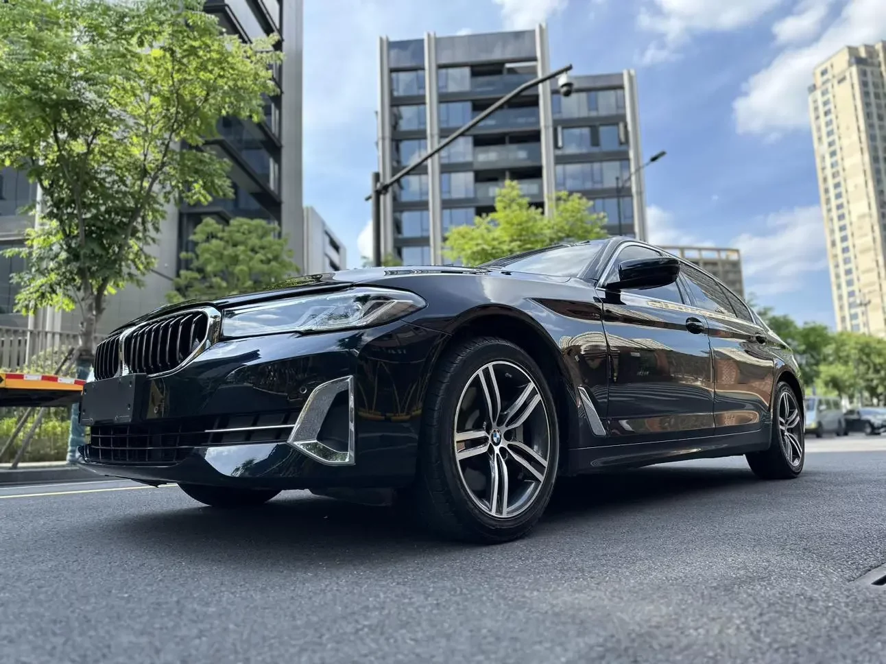 BMW 5-SERIES