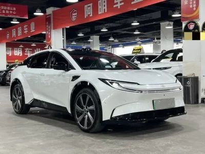 Toyota bZ5