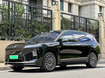 NIO ES8