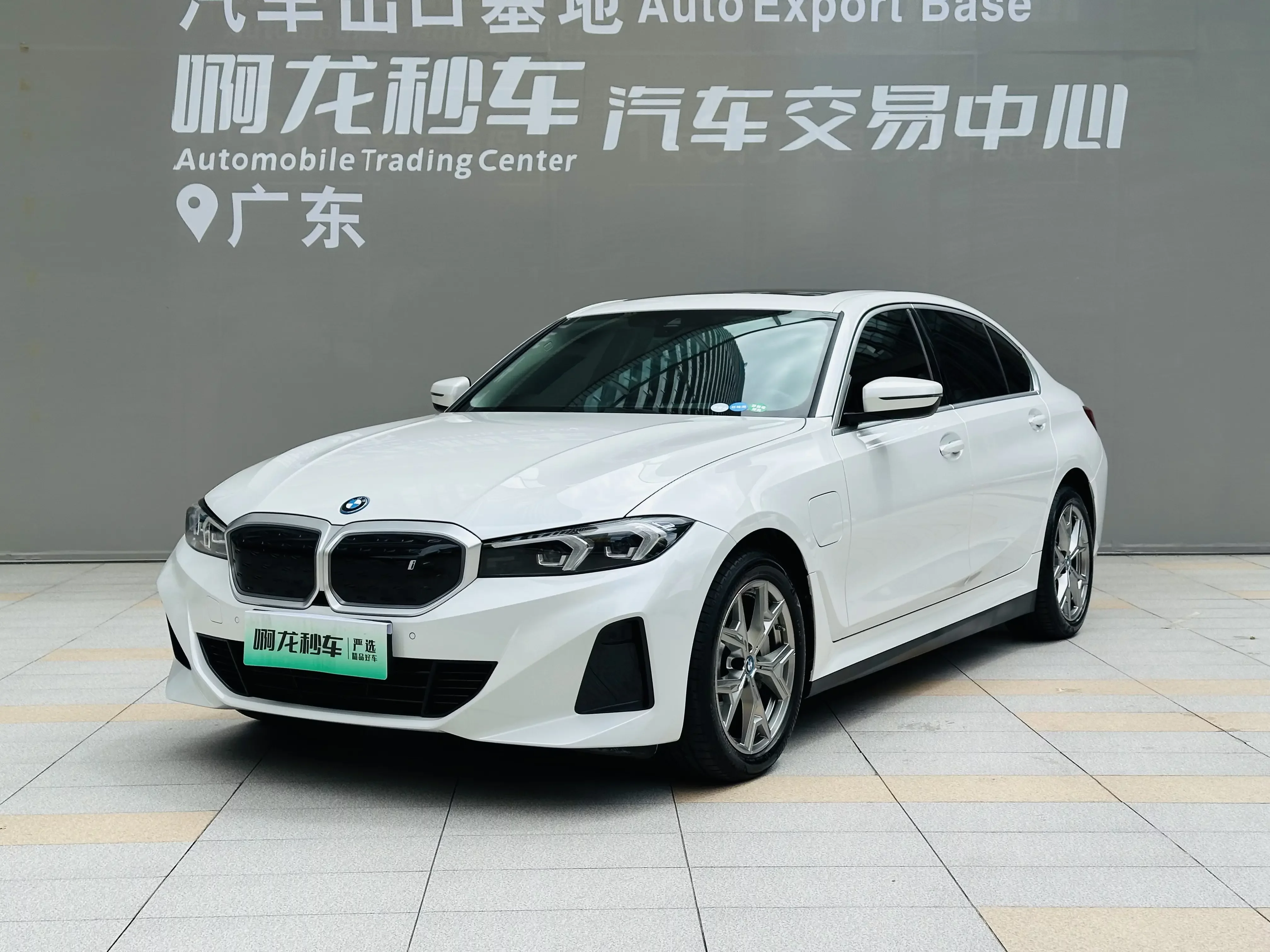 BMW i3