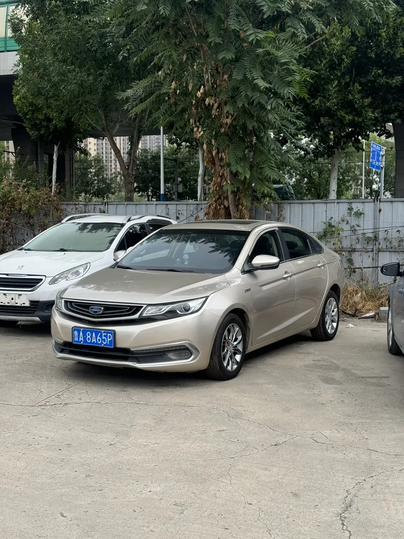 Geely Emgrand GL