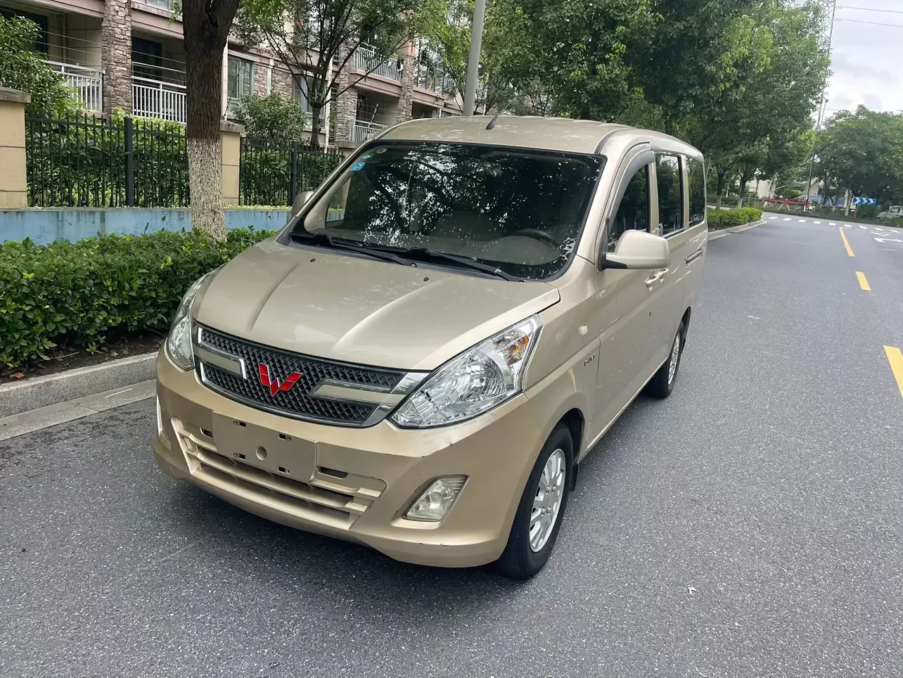 Wuling Rongguang V