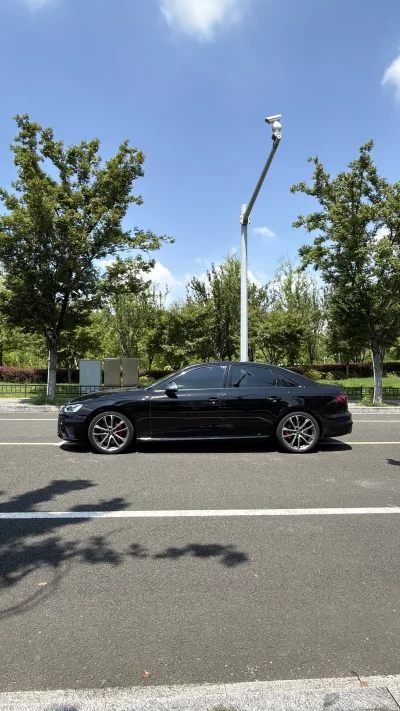 Audi S4