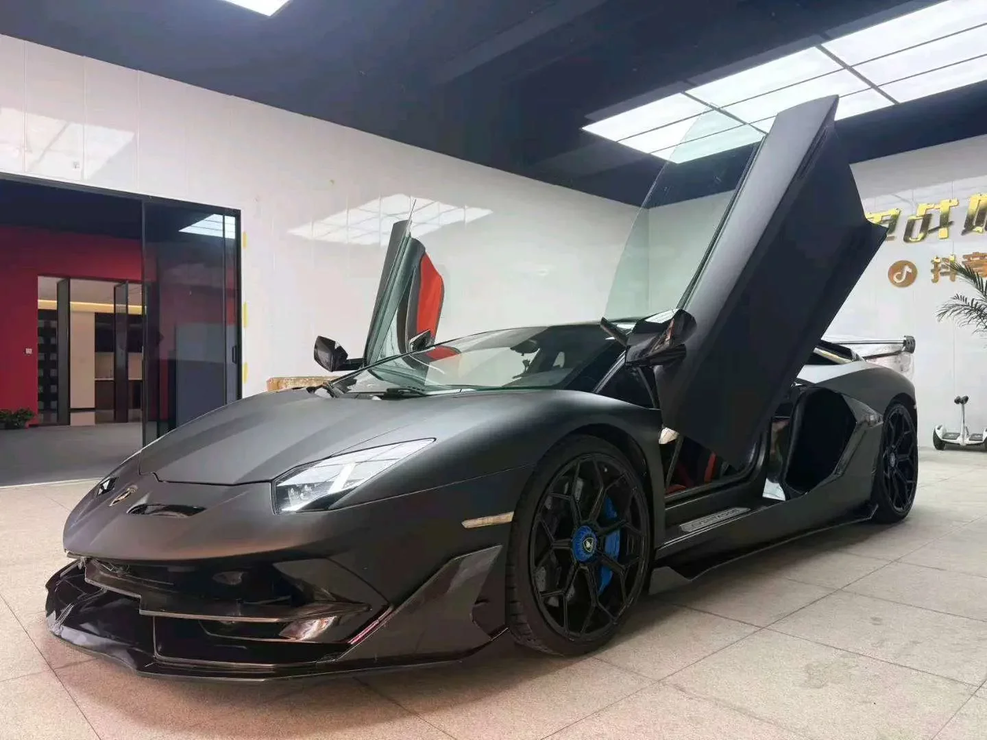 Lamborghini Aventador