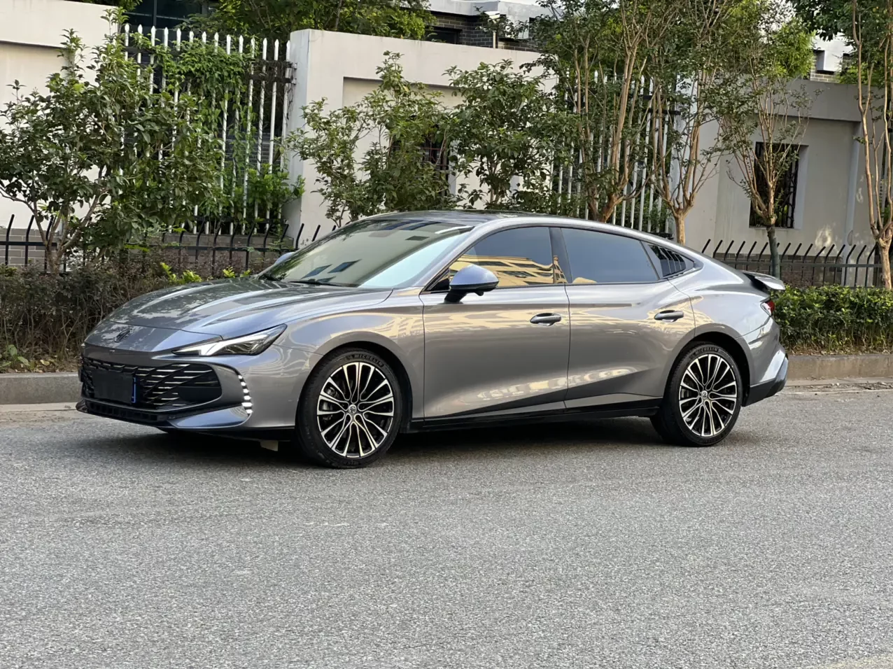 MG 7