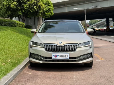 Skoda SuperB