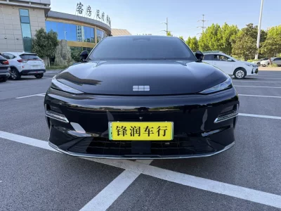 Geely Galaxy Star 8 PHEV