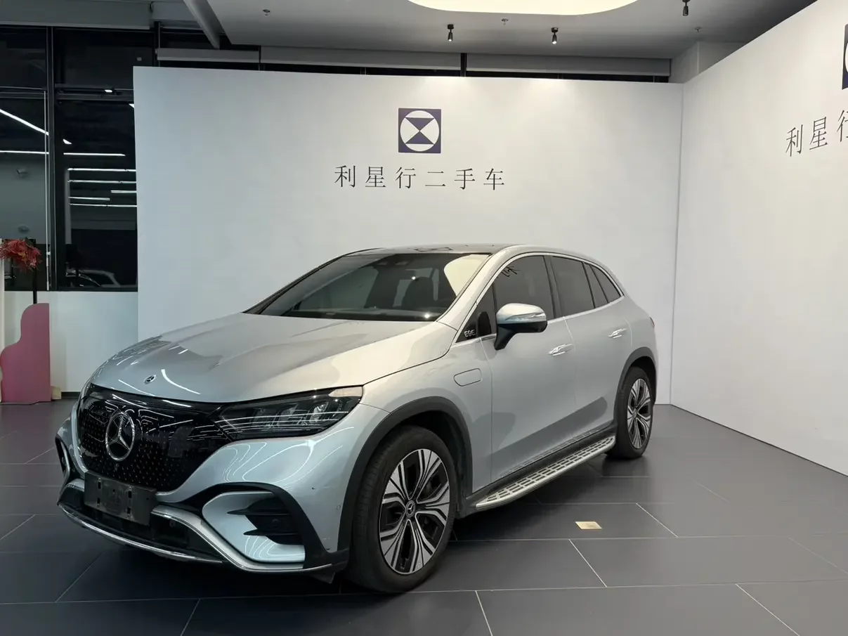 Mercedes-Benz EQE SUV