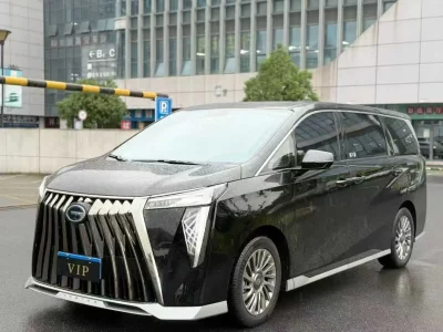 GAC Trumpchi M8