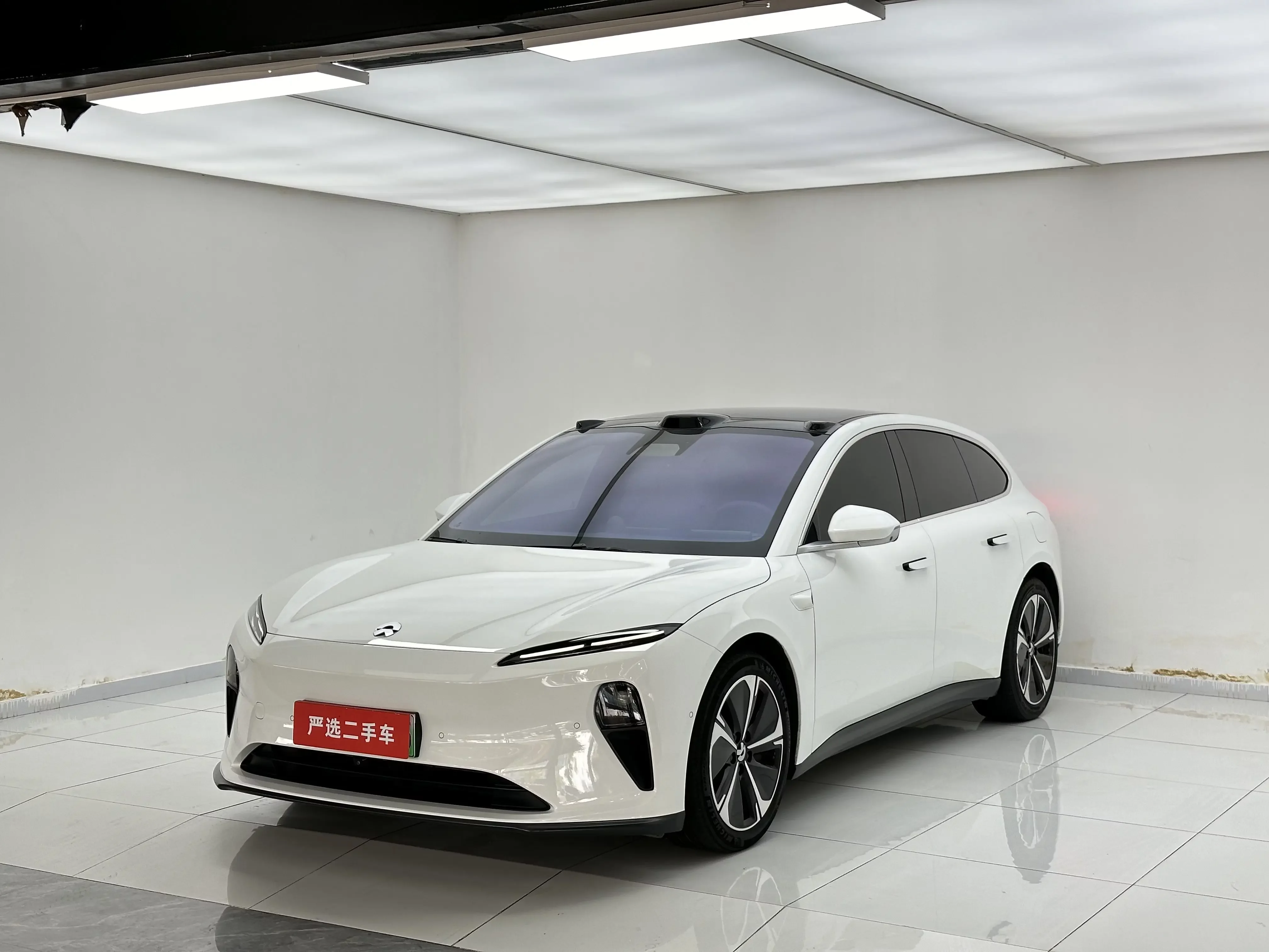 NIO ET5T