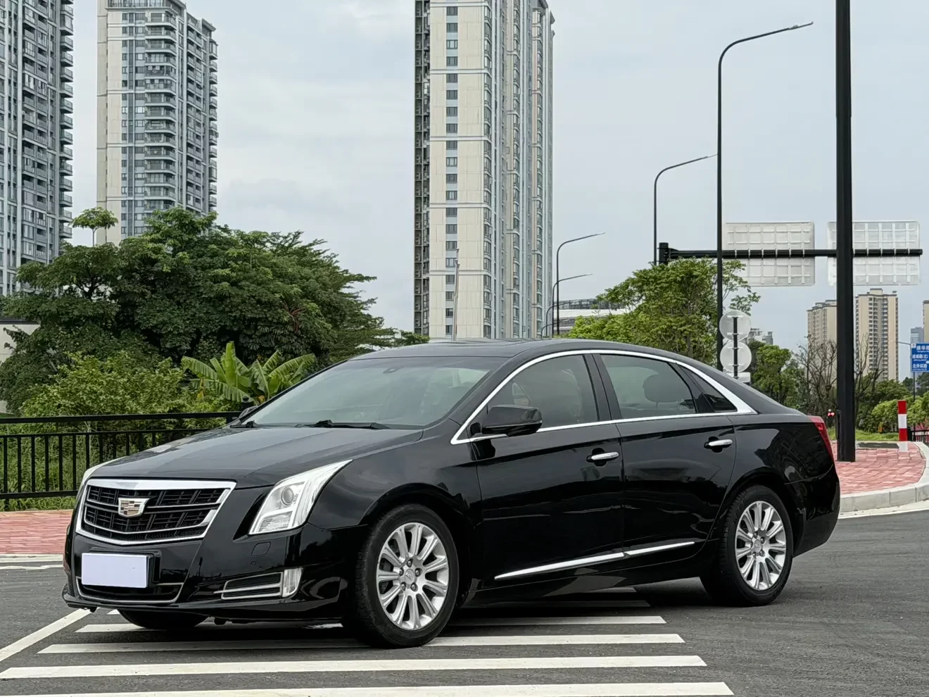 Cadillac XTS