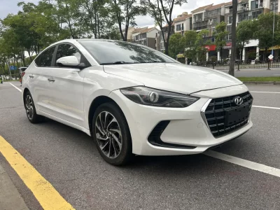 Hyundai Elantra Lingdong