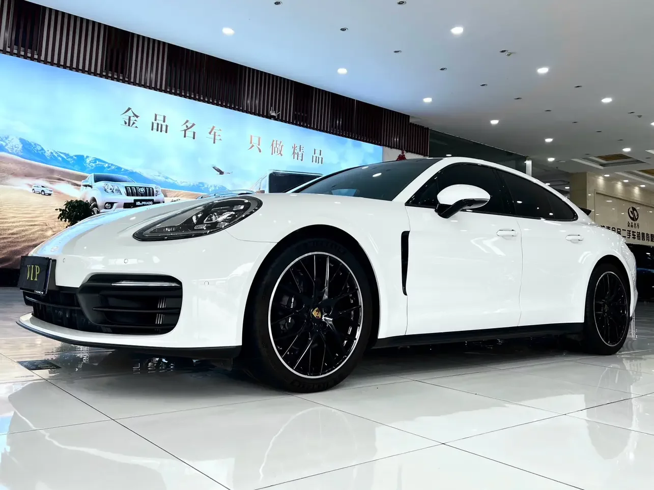 PORSCHE PANAMERA