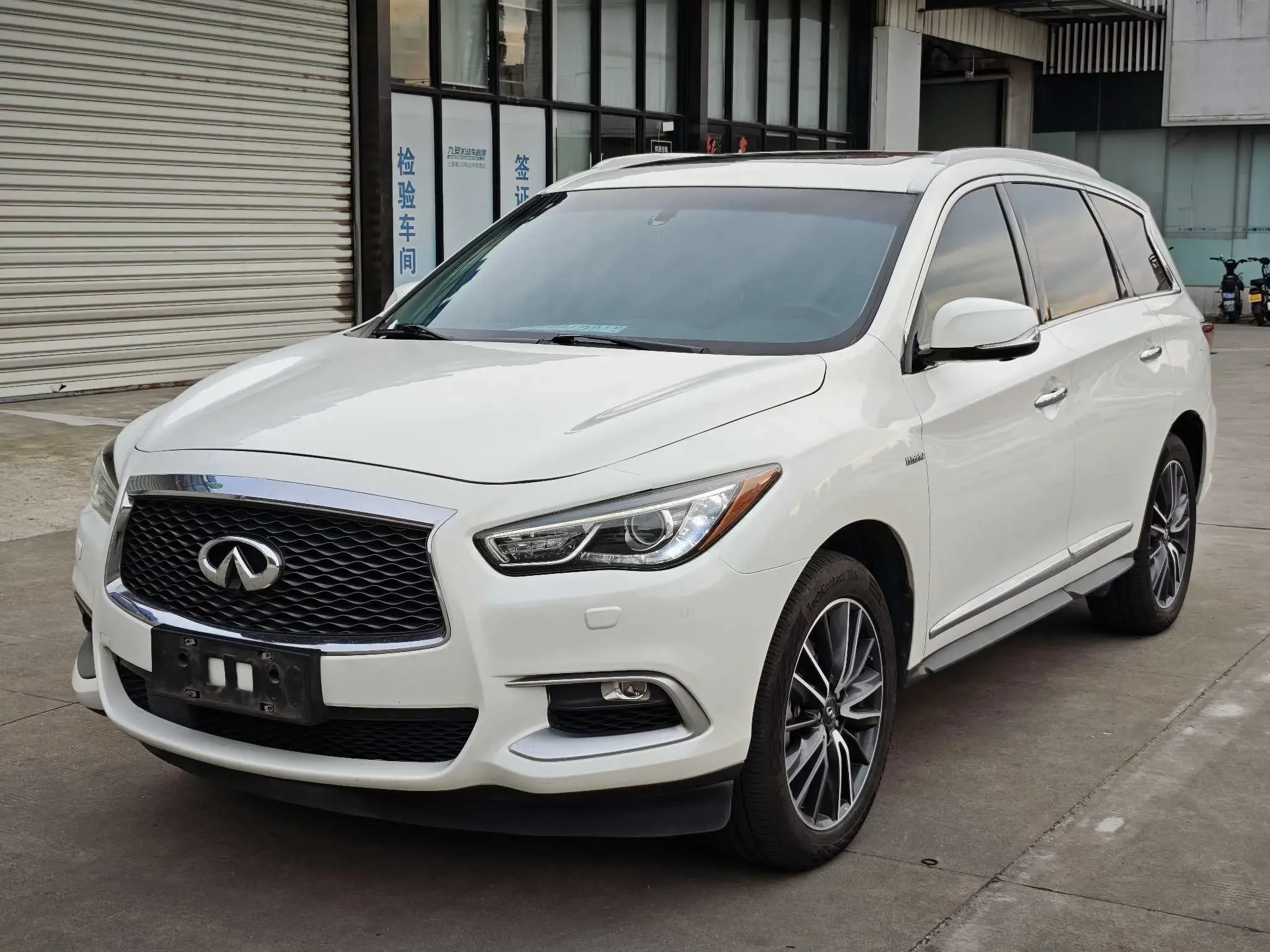 Infiniti QX60
