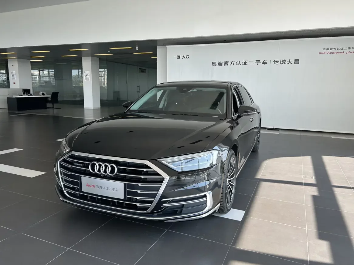 Audi A8