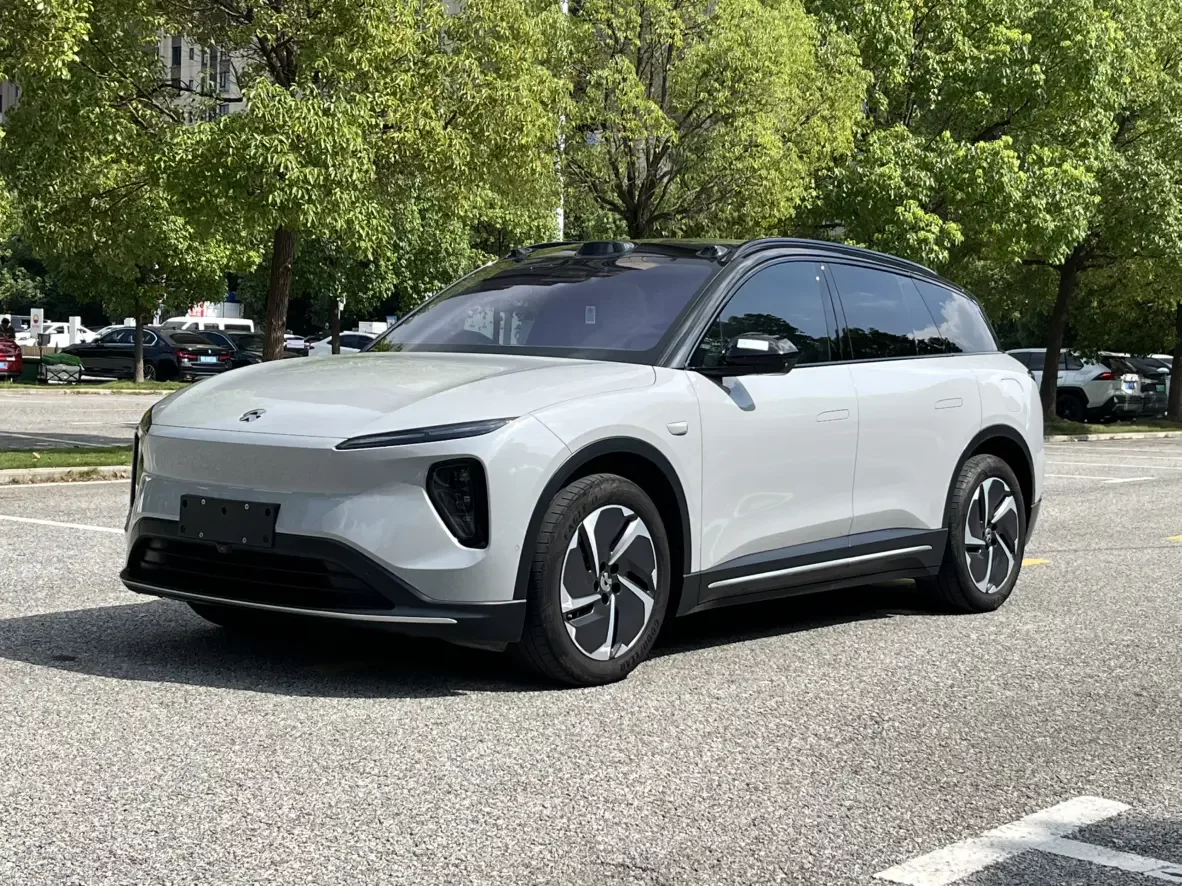 NIO ES6