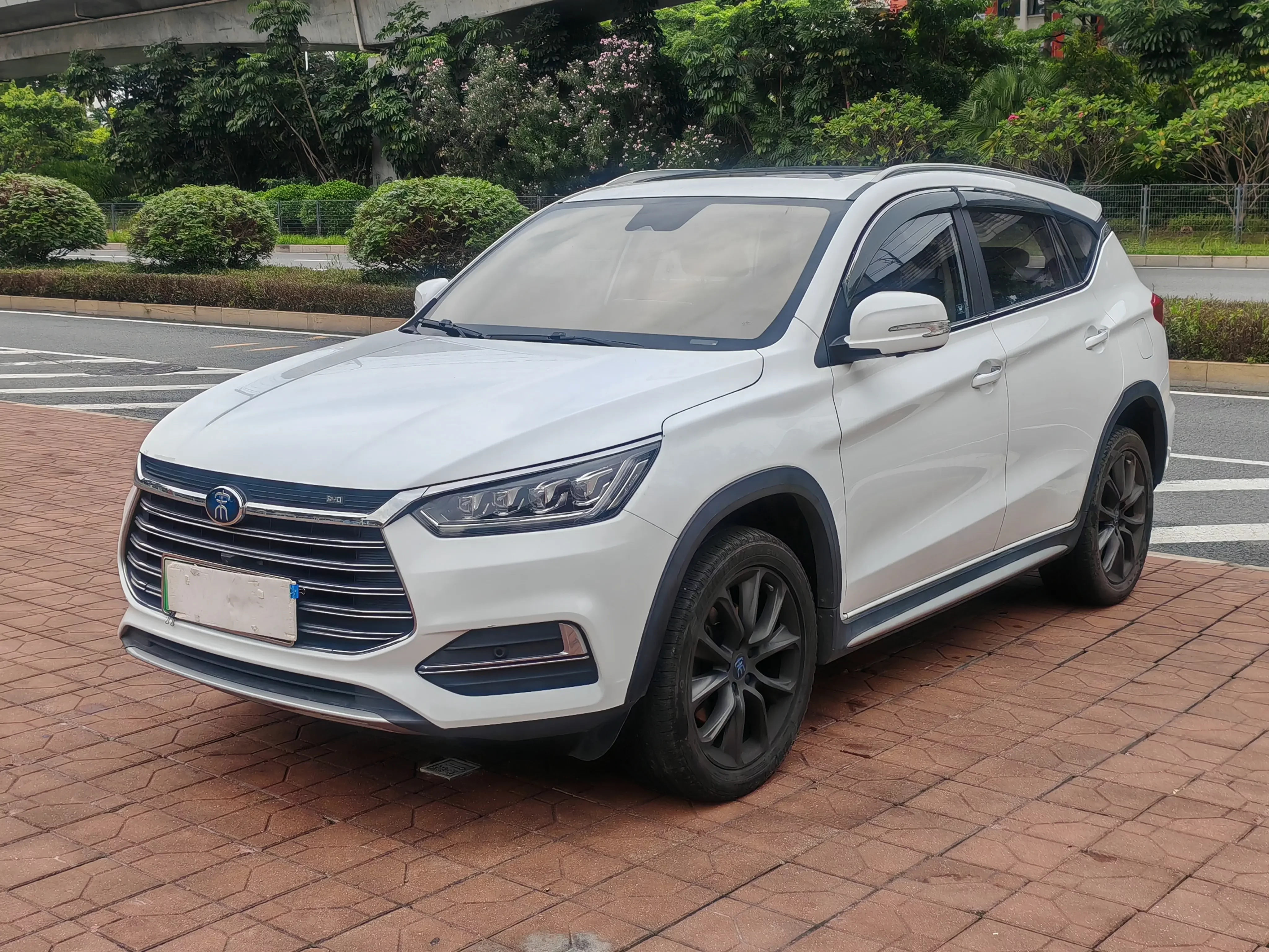 BYD Song DM