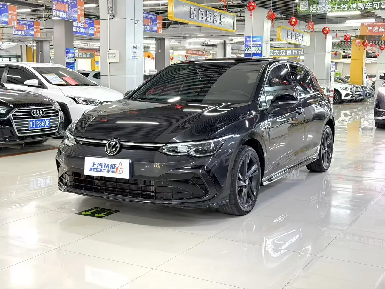 VOLKSWAGEN GOLF