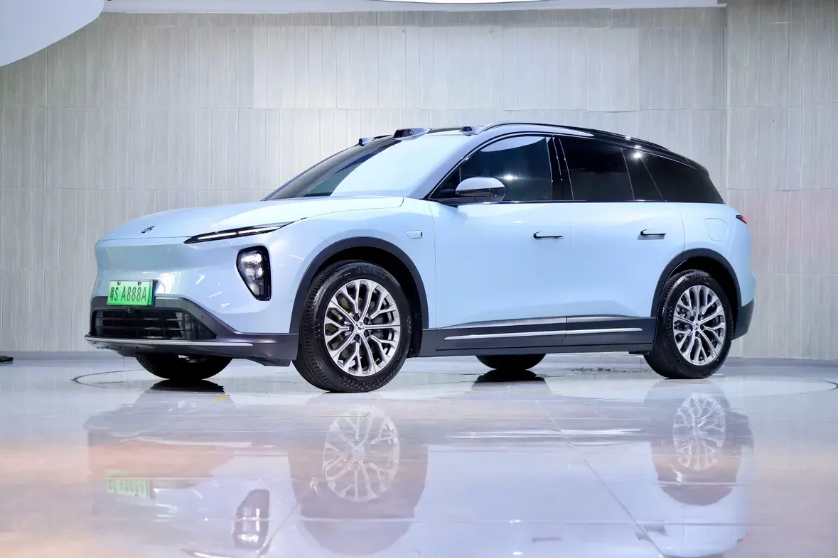 NIO ES6